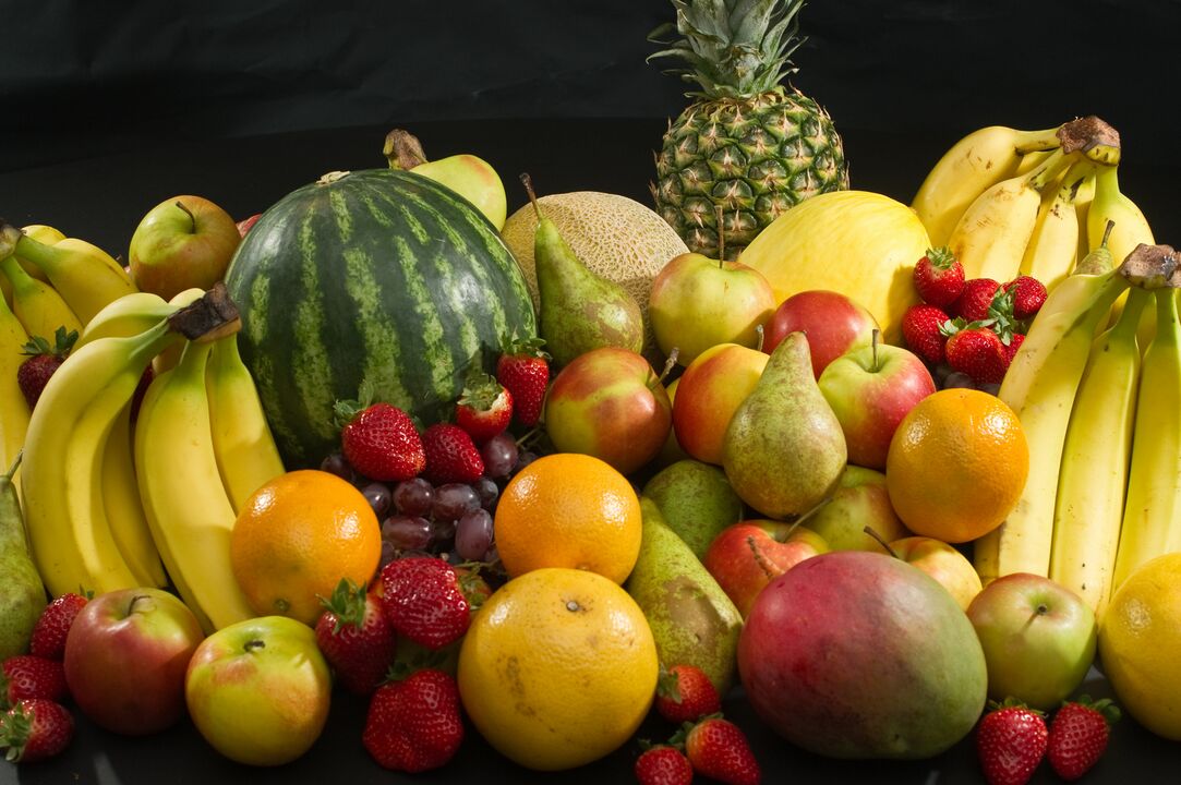 fructele sunt purtători de complexe de vitamine